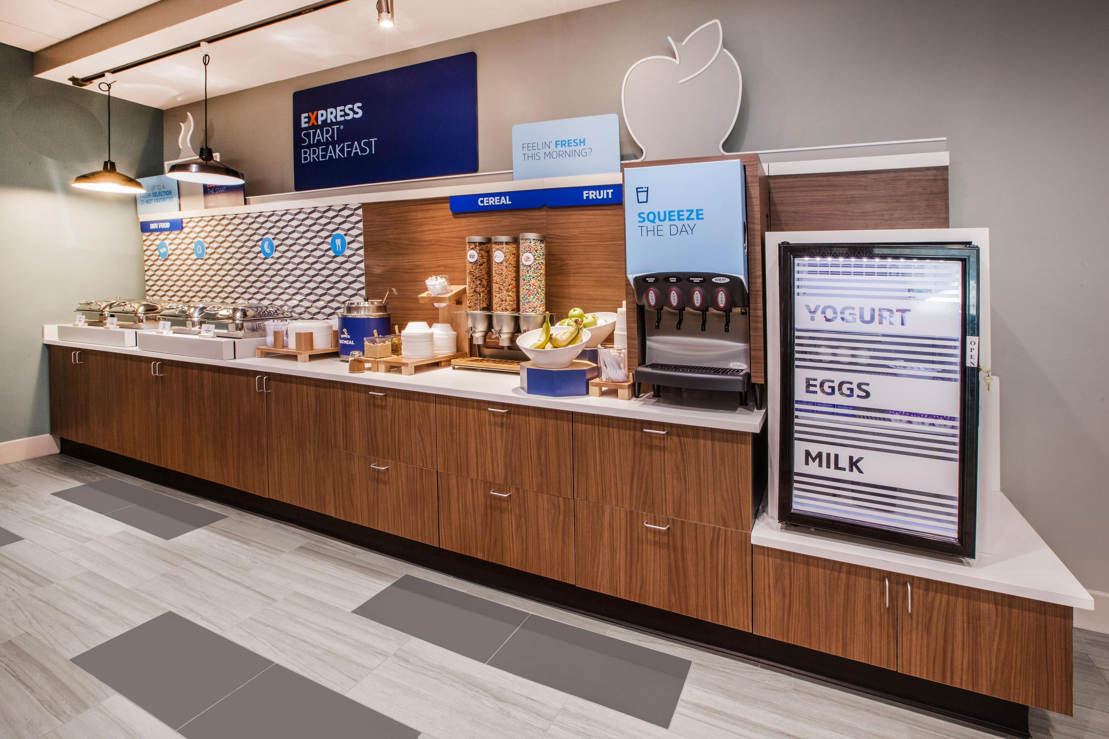 Holiday Inn Express & Suites Langley By Ihg Exteriér fotografie